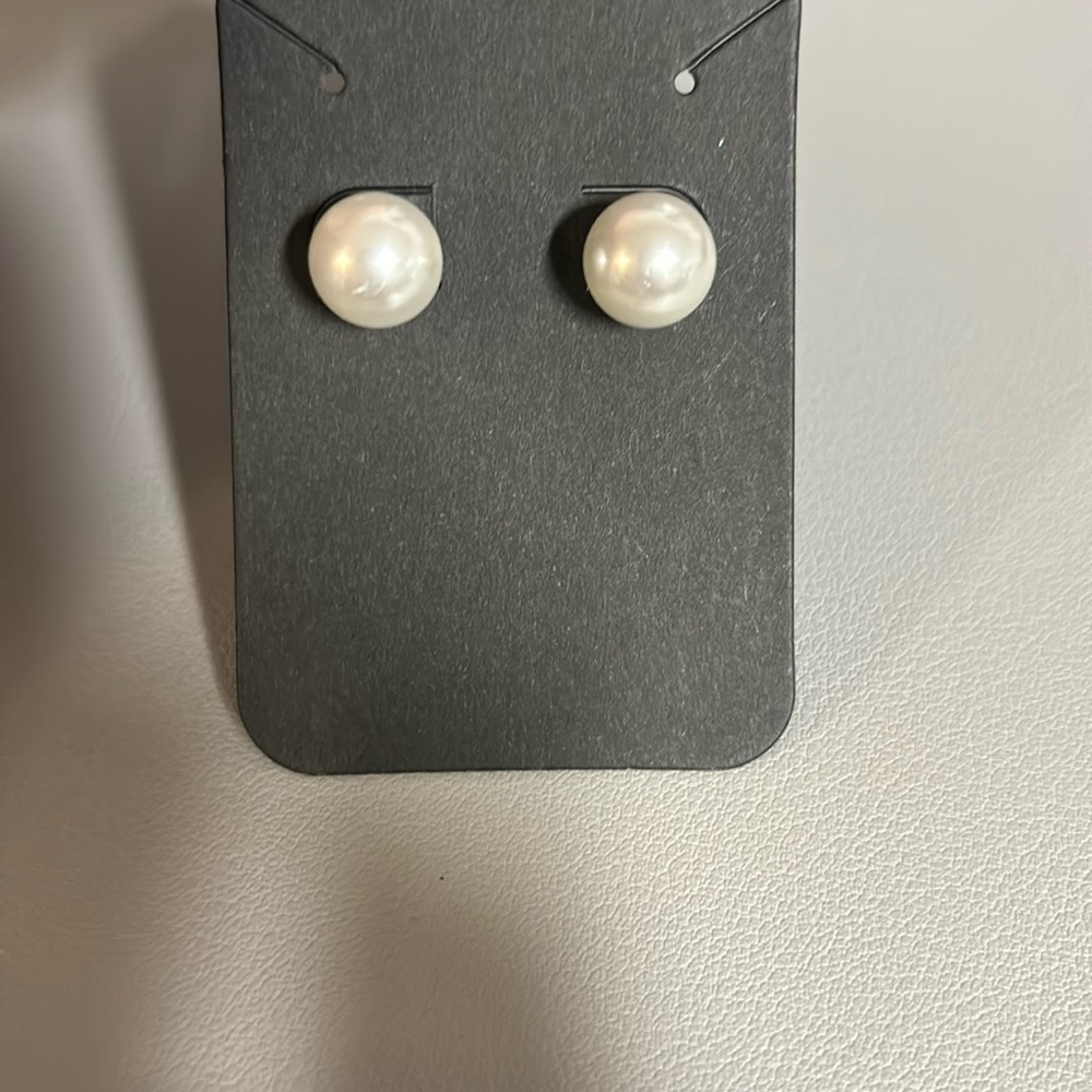 10mm Pearl Style Earrings